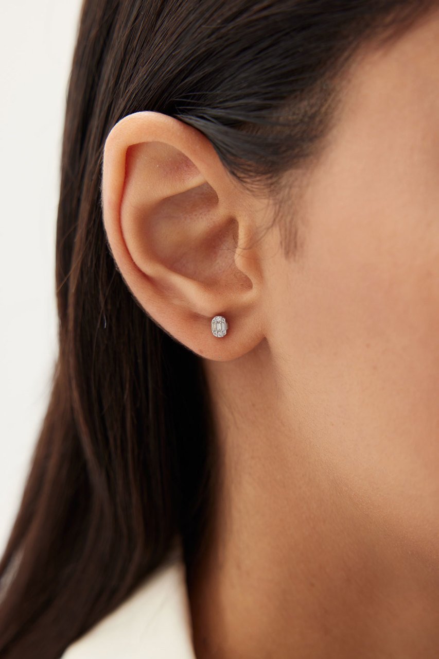 Altın Oval Mini Baget Küpe