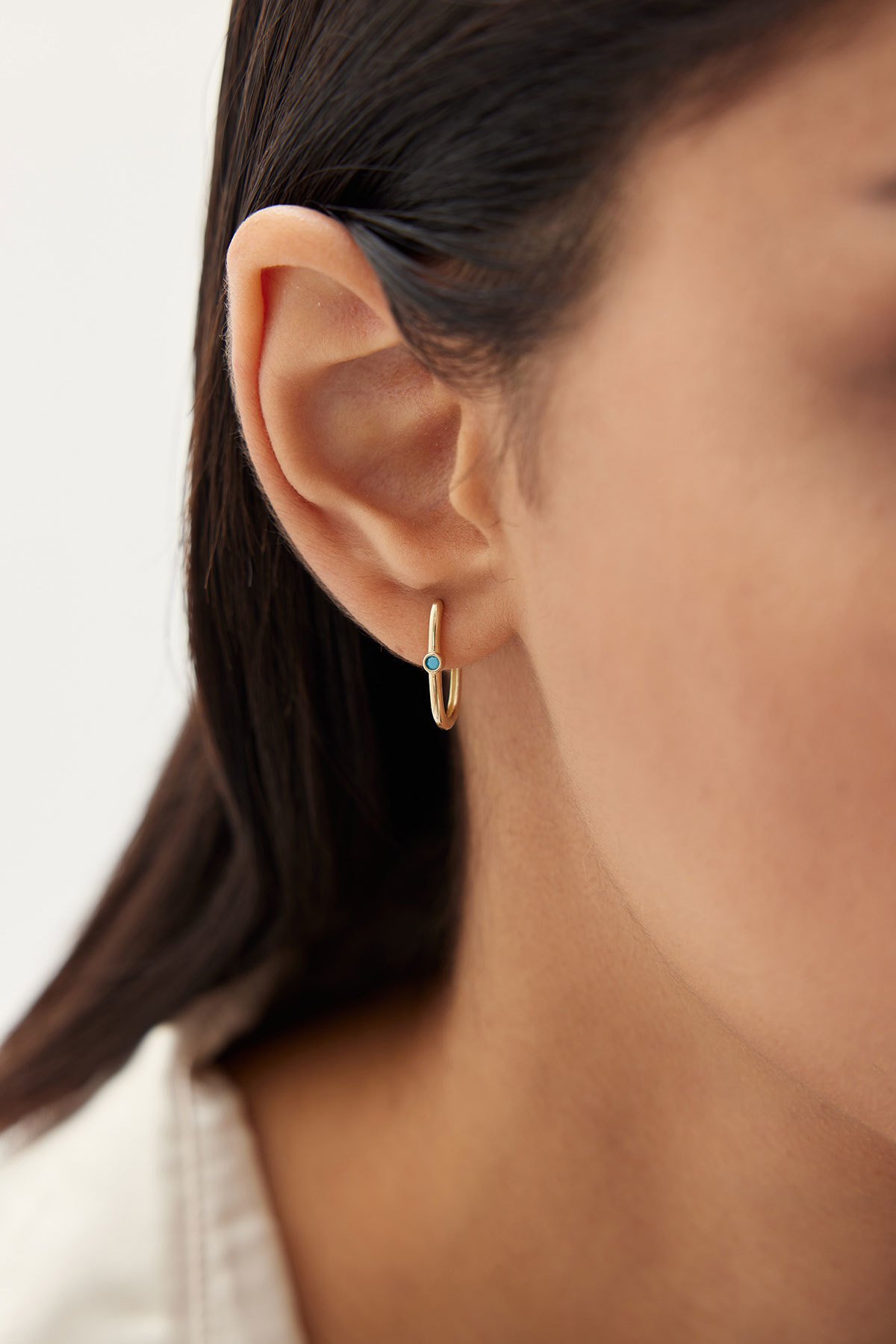 ALTIN MİNİ MAVİ TAŞLI KÜPE