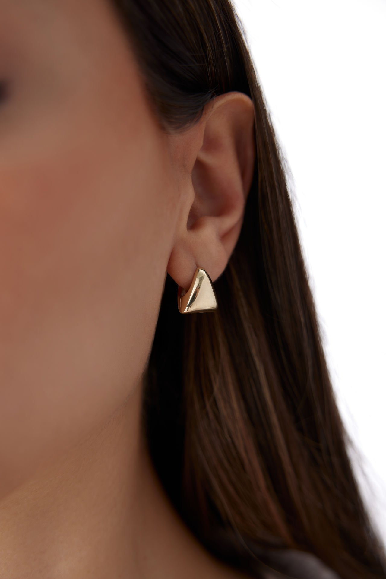 Altın Üçgen Kabuk Küpe