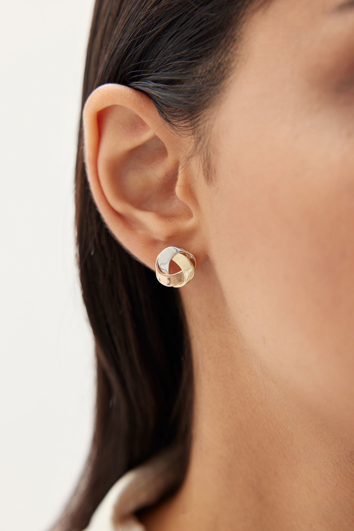 Altın Üçlü Daire Küpe