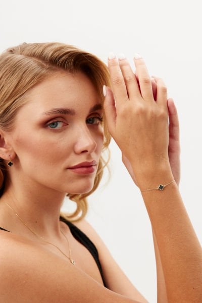 ALTIN SİYAH YONCA KÜPE