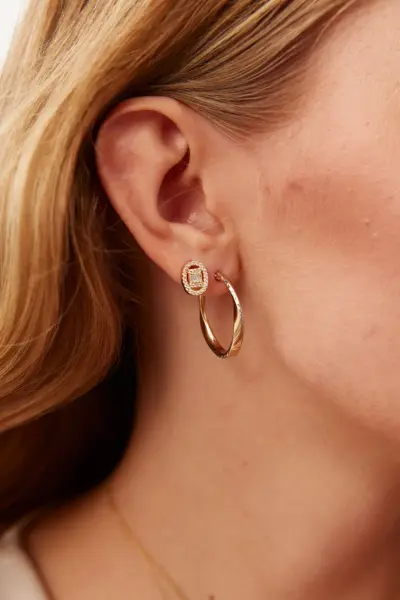 ALTIN İKİ RENK KALEMLİ ŞARNEL KÜPE