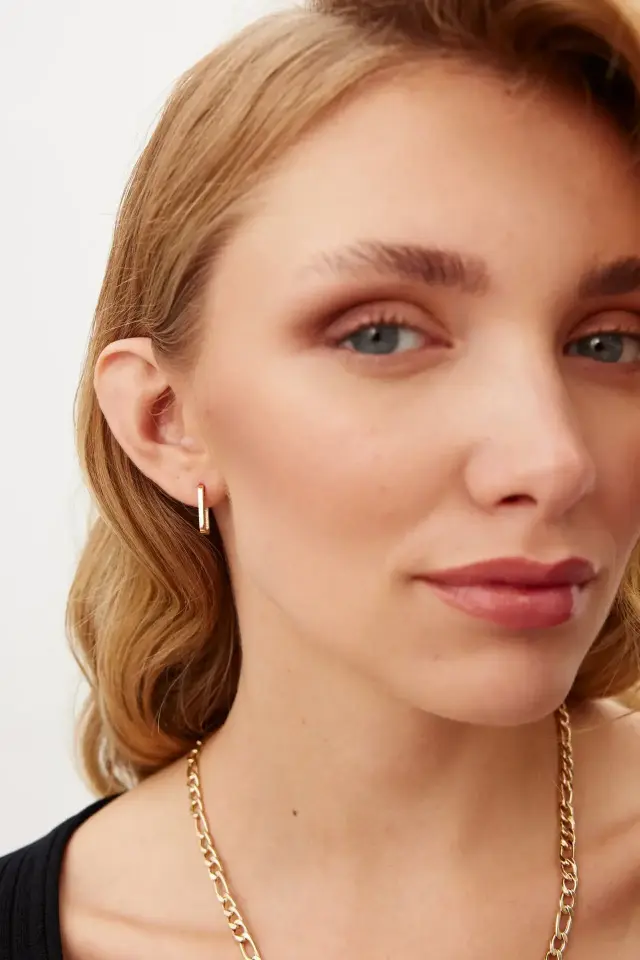 Altın Mini Dikdörtgen Küpe