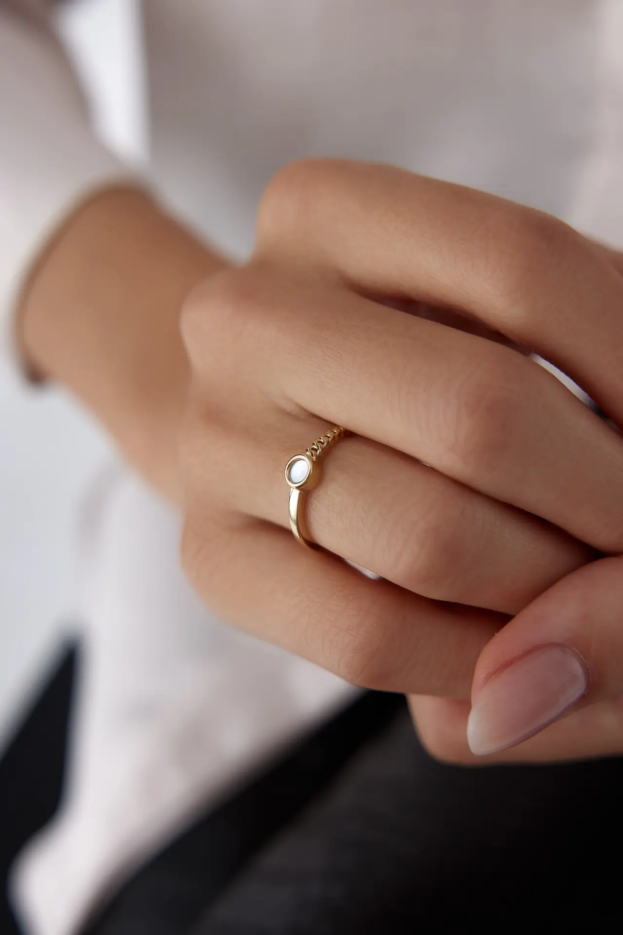 Altın Sedef Taşlı Yüzük