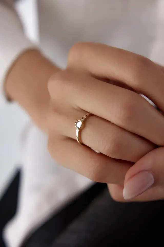 Altın Sedef Taşlı Yüzük