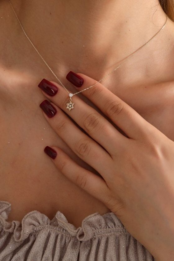 Altın Çiçek Kolye