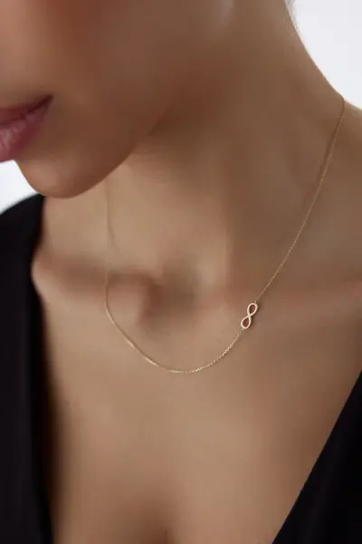 Altın Minimal Sonsuzluk Kolye