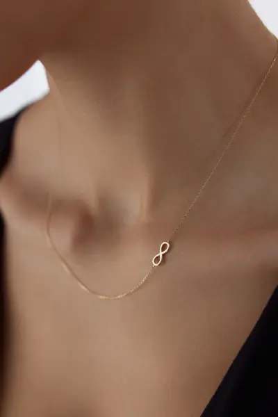 Altın Minimal Sonsuzluk Kolye
