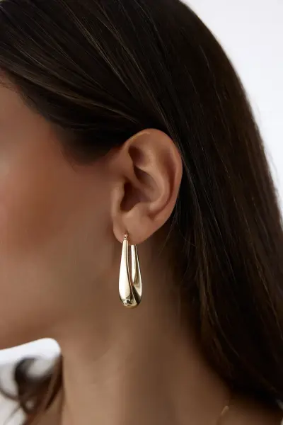 Altın Oval Damla Küpe