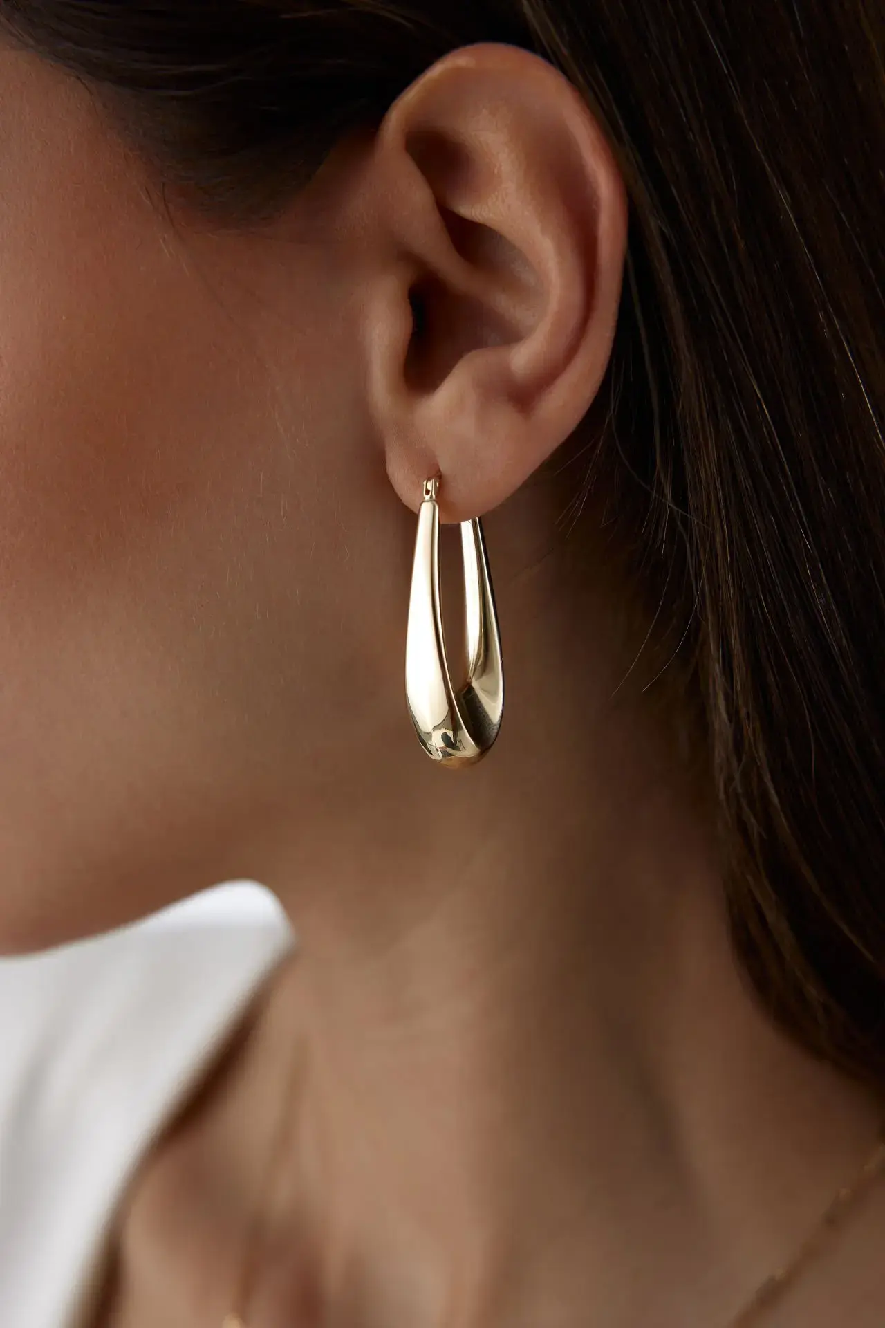 Altın Oval Damla Küpe