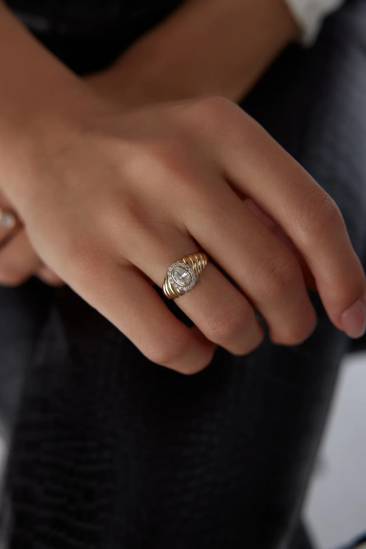 Altın Elit Tektaş Yüzük