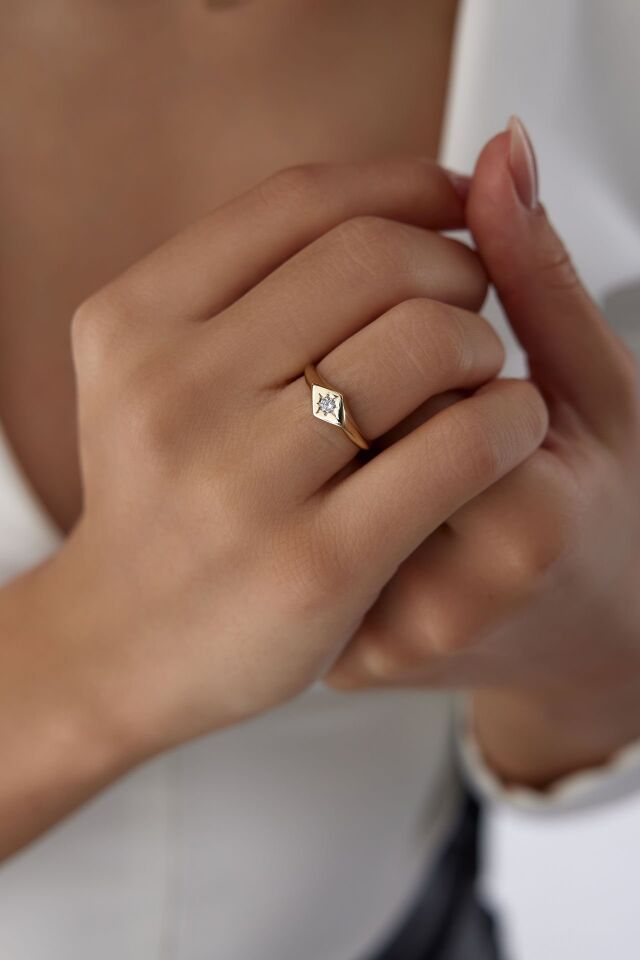 Altın Sparkle Yüzük