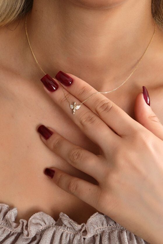 Altın Taşlı Melek Kolye