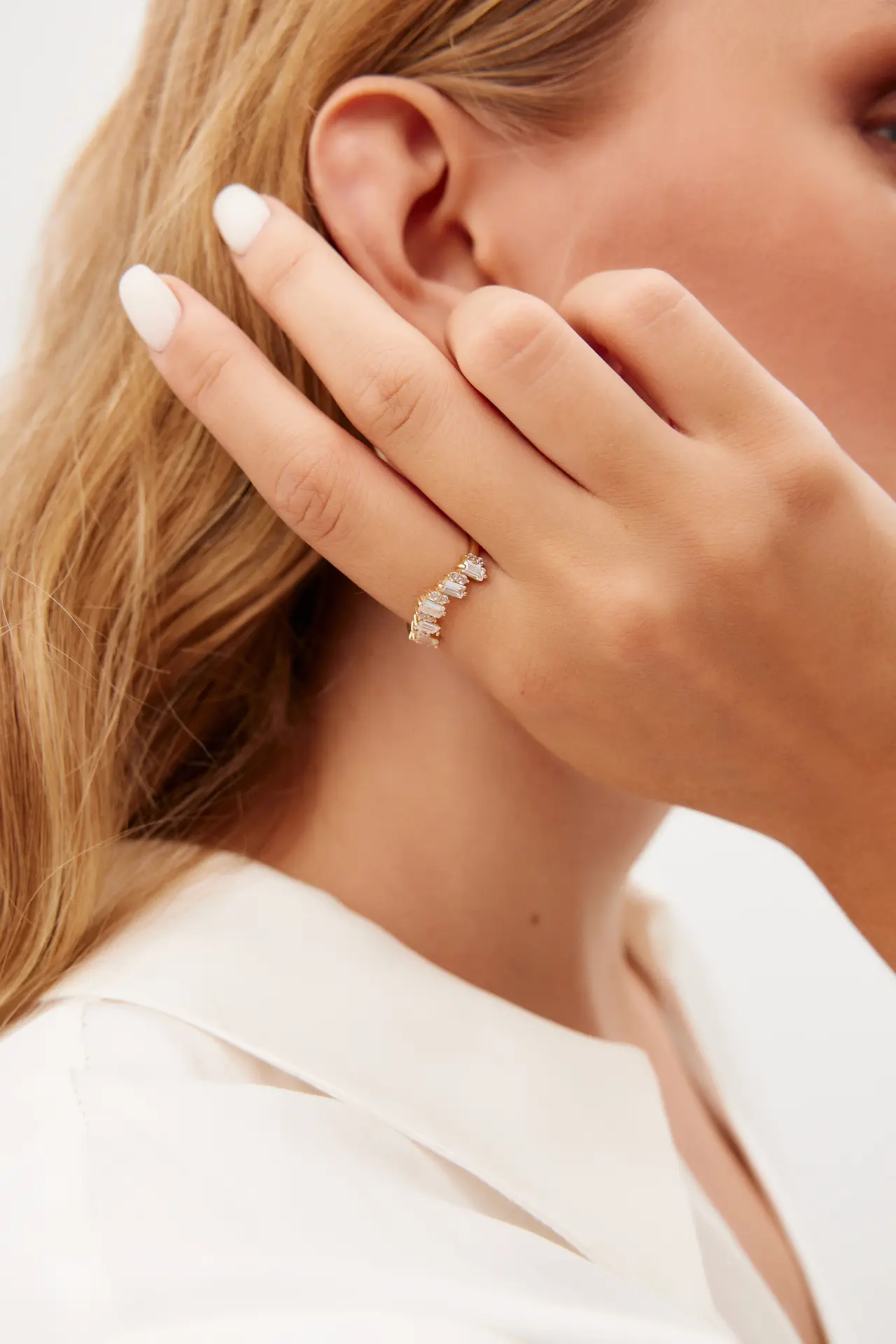 ALTIN TAÇ MODEL BAGET TAŞLI YÜZÜK