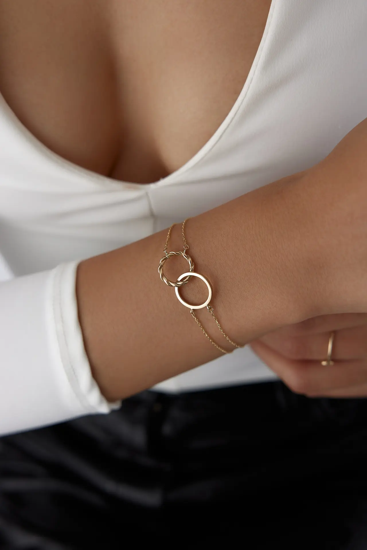 Altın İç İçe Halka Bileklik