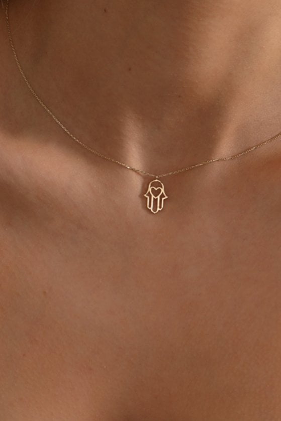 Altın Fatıma'nın Eli Kolye