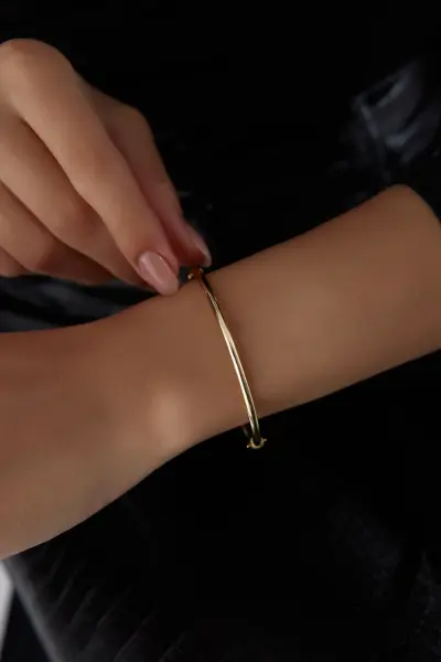 ALTIN BOMBELİ KELEPÇE