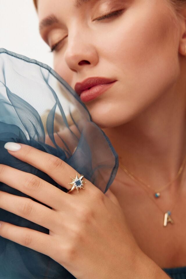 Altın Mavi Taşlı Yıldız Yüzük