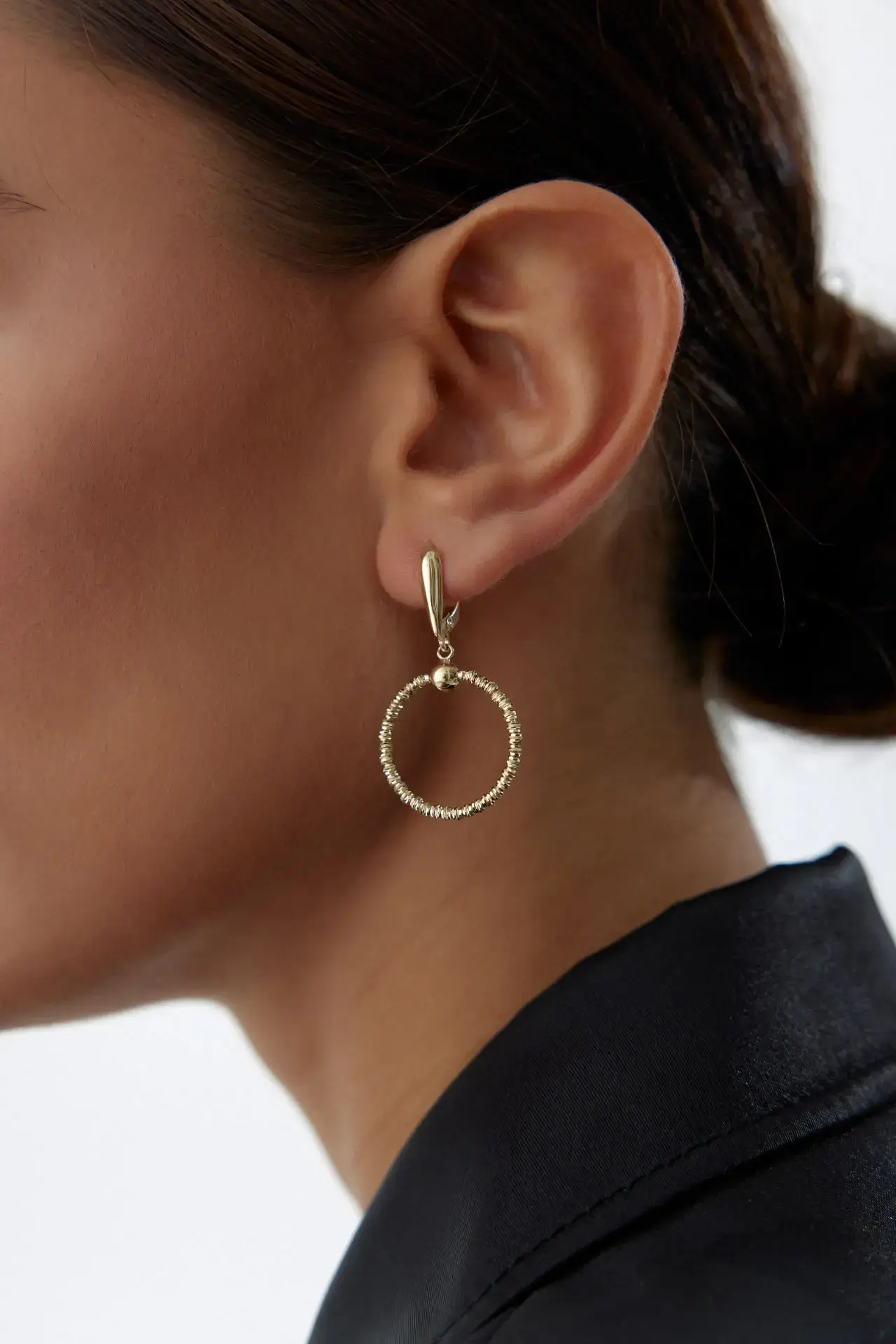 ALTIN DORİKALI MİNİ HALKA KÜPE