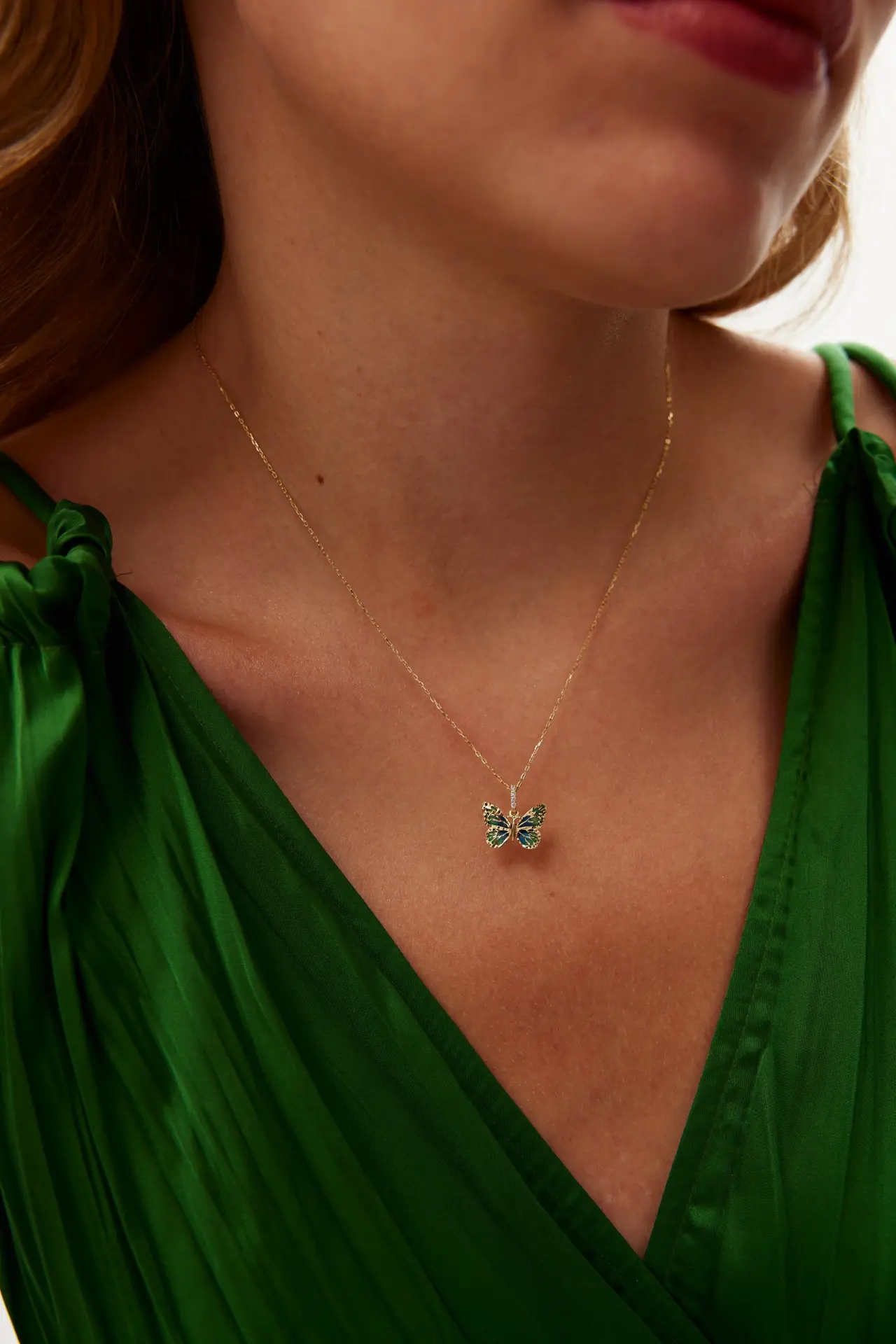 Altın Mineli Kelebek Kolye