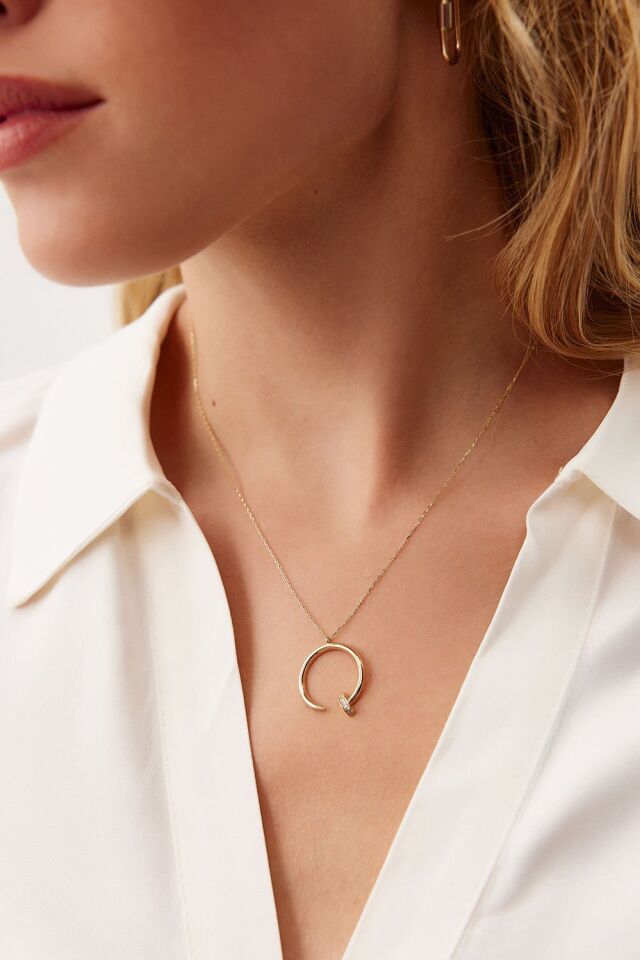 ALTIN YUVARLAK ÇİVİ MODEL  KOLYE