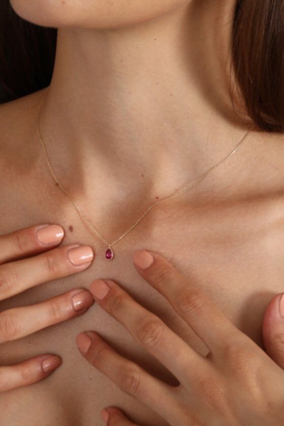 Altın Mor Taşlı Kolye