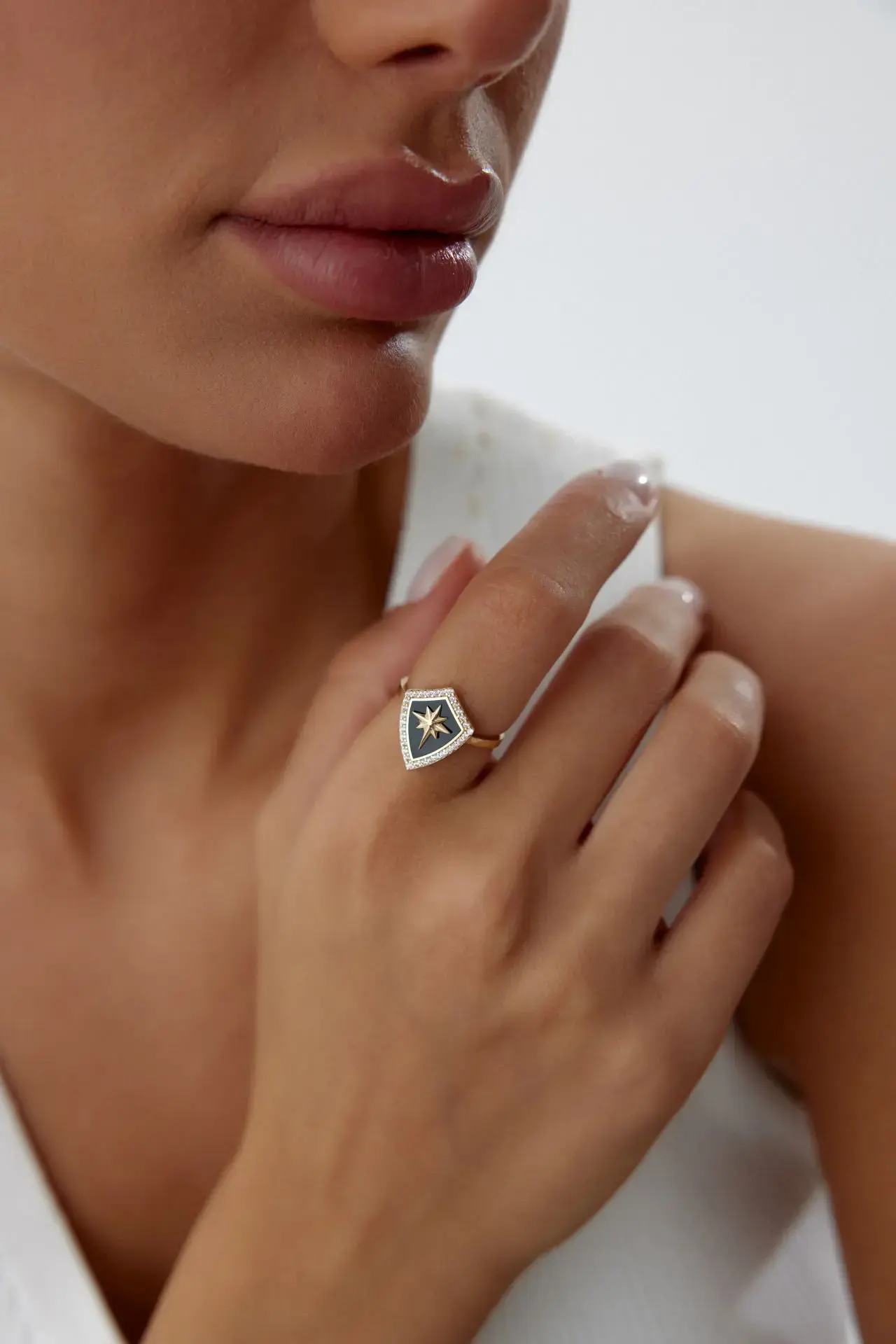 Altın Mineli Kuzey Yıldızı Yüzük