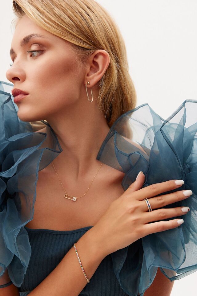 Altın Taşlı Çengelli İğne Kolye