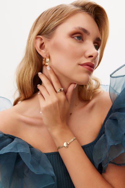 ALTIN PULLU ZİNCİRLİ KALP BİLEKLİK