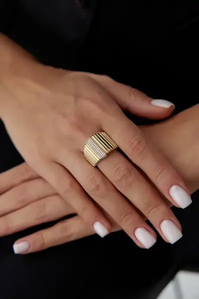 Altın Taşlı Chest Yüzük