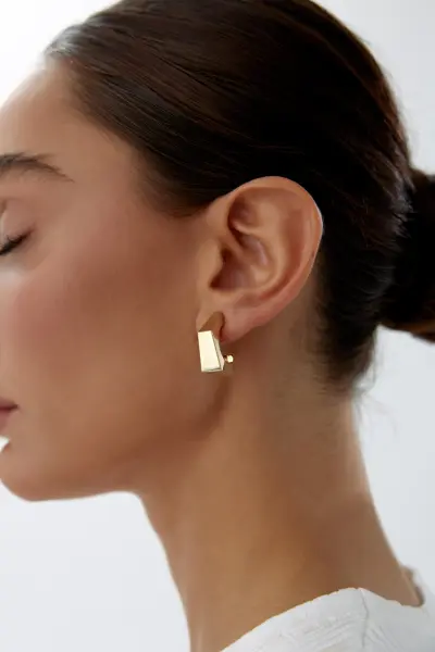 Altın Prizma Tasarım Küpe