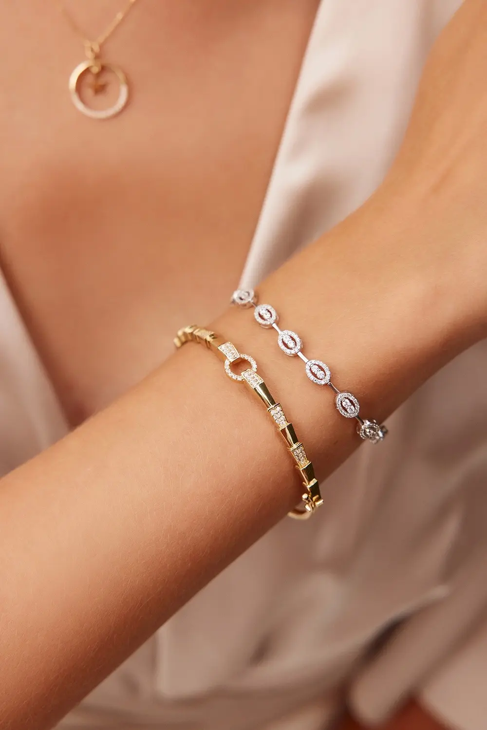 ALTIN TAŞLI TASARIM KELEPÇE