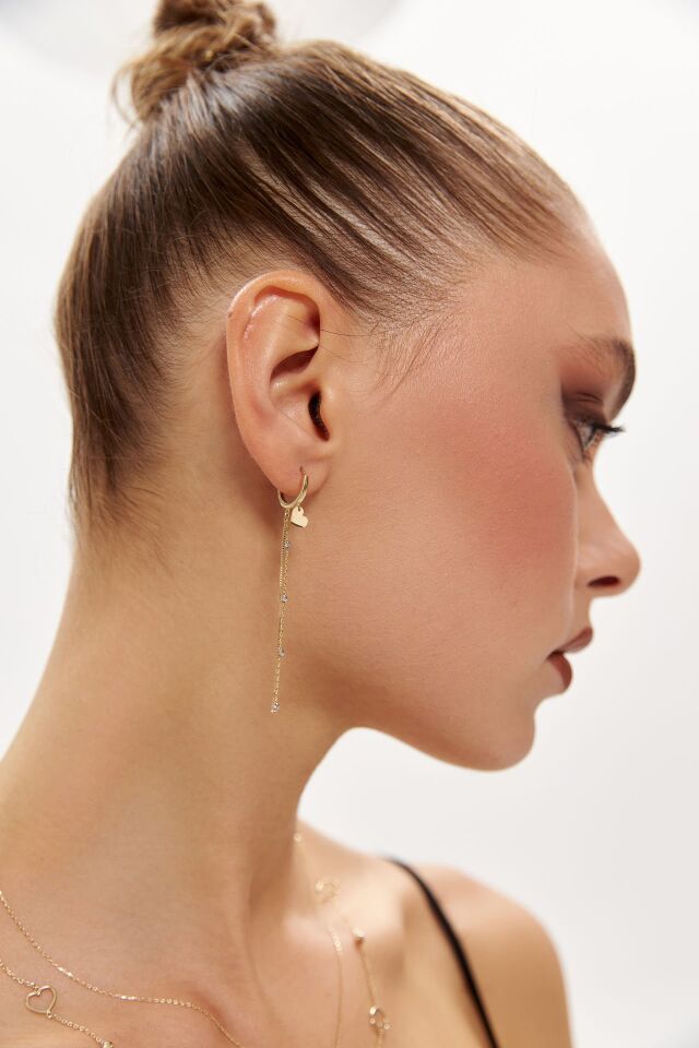 Altın Dorika Sallantılı Kalp Küpe