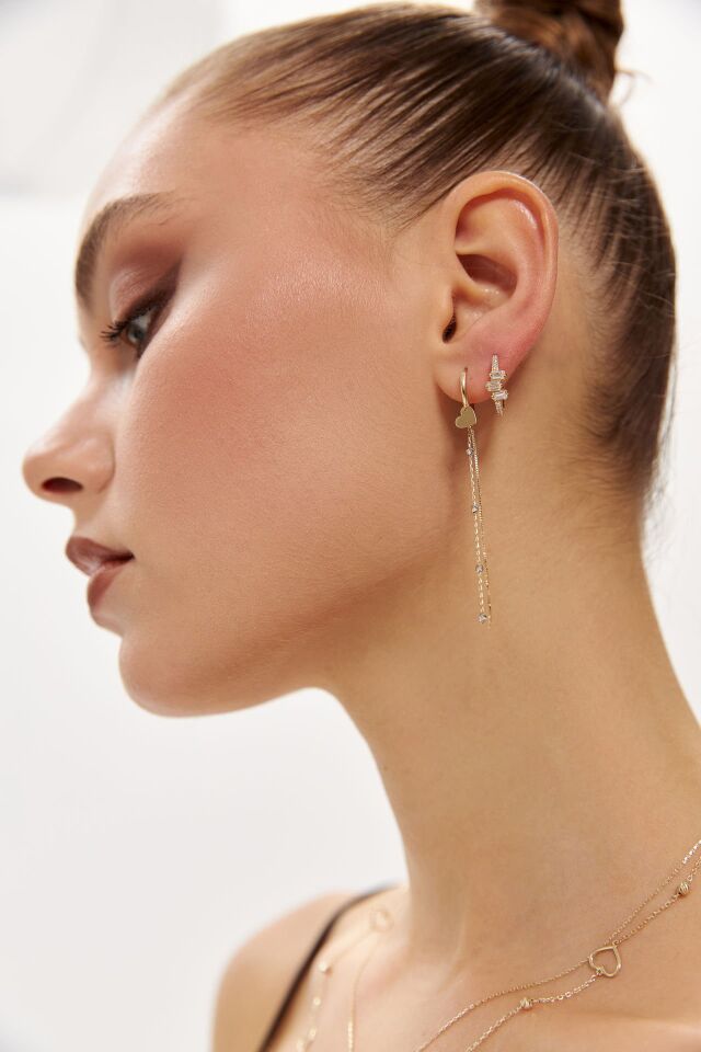 Altın Dorika Sallantılı Kalp Küpe