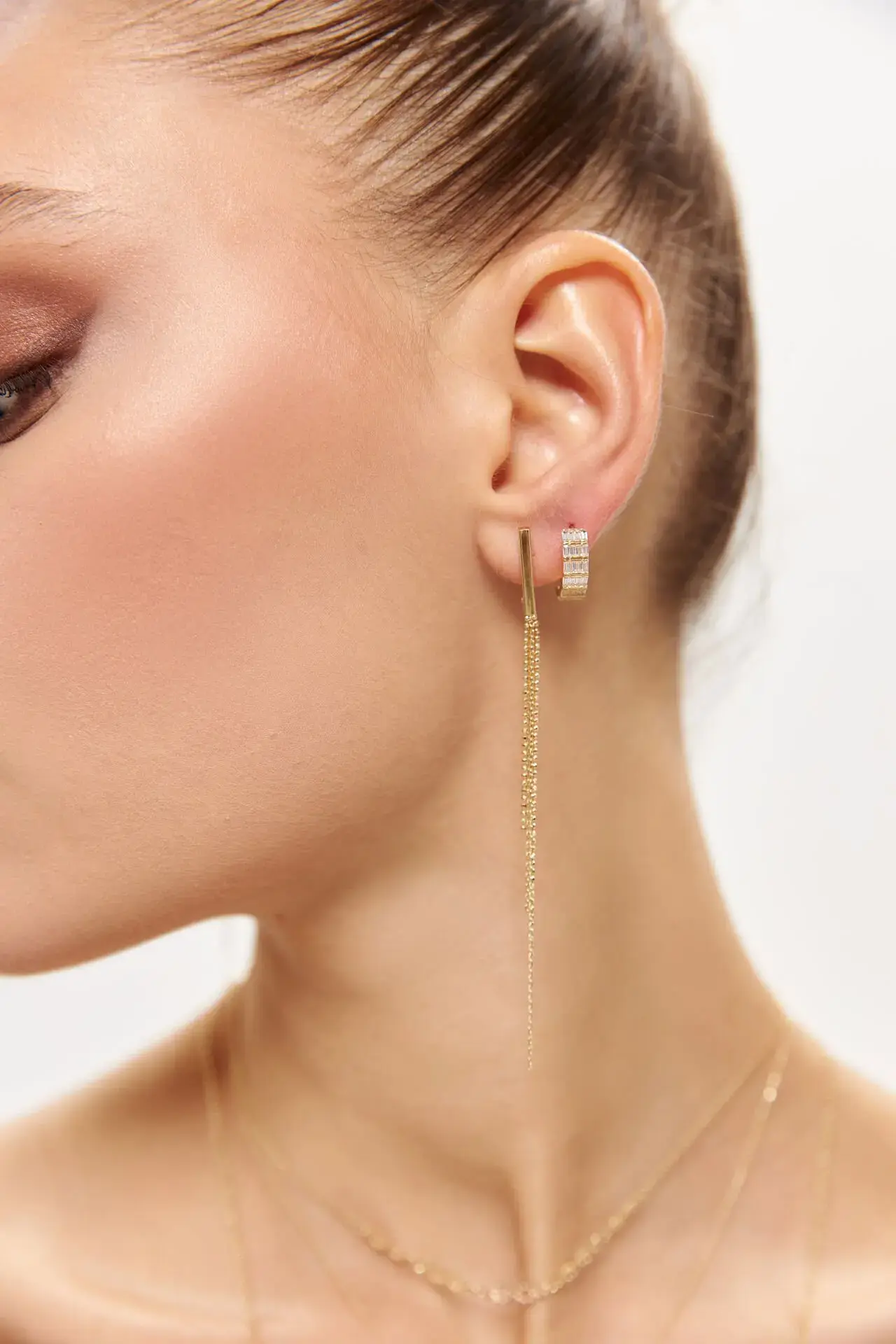 ALTIN BAGET TAŞLI KÜPE