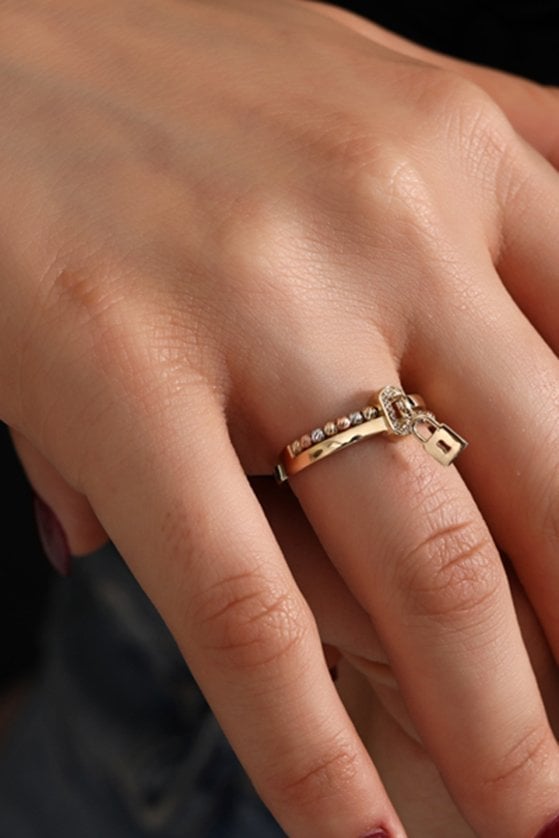 Altın Dorika Kilit Yüzük