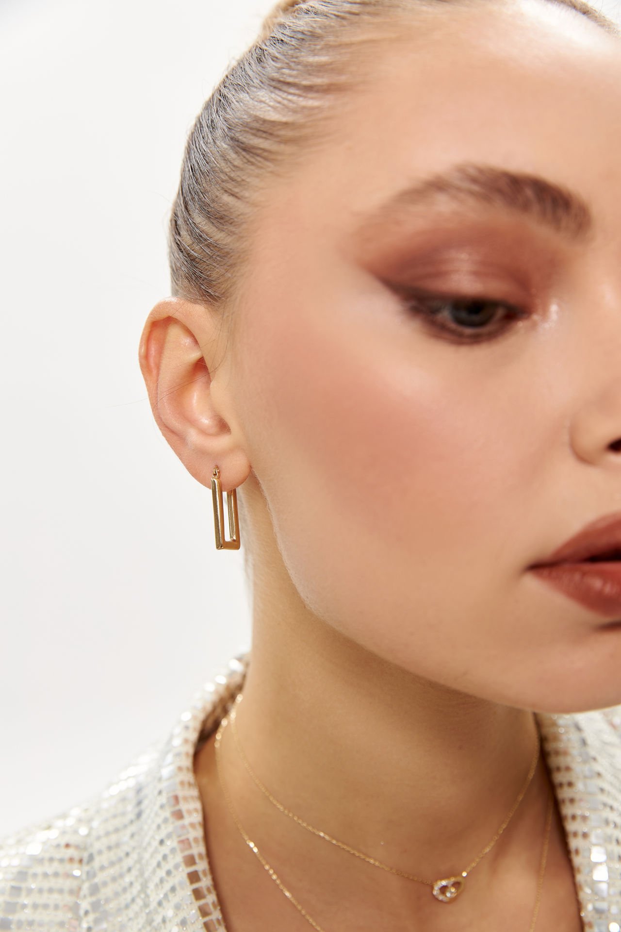 Altın Minimal Dikdörtgen Küpe