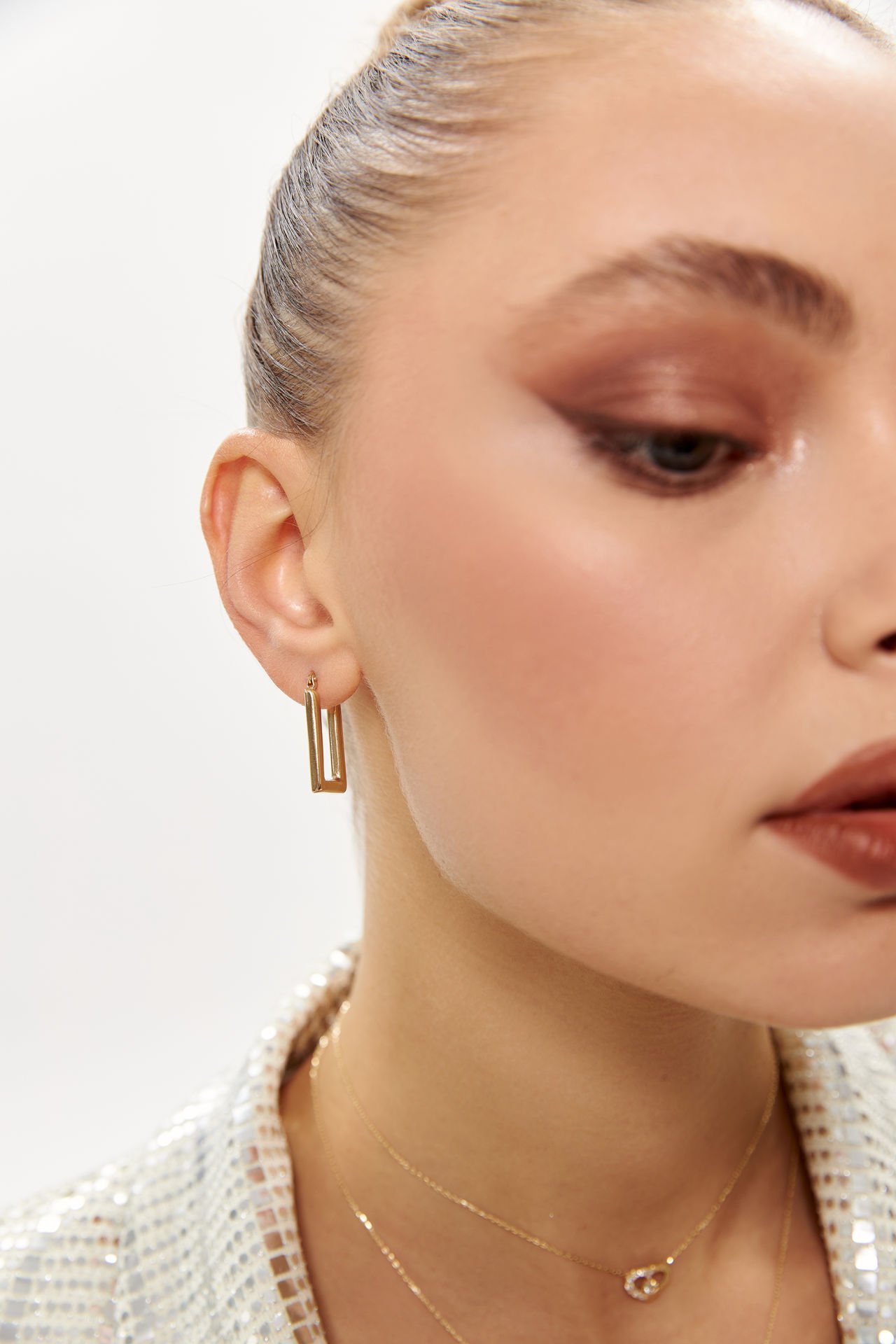 Altın Minimal Dikdörtgen Küpe