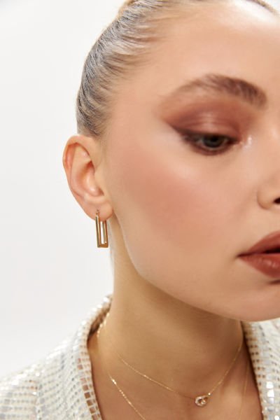 Altın Minimal Dikdörtgen Küpe