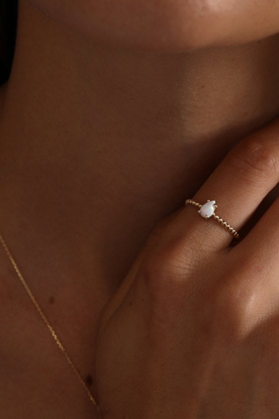 Altın Opal Taşlı Damla Yüzük