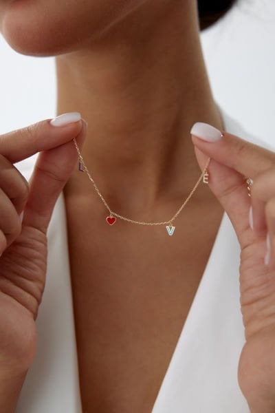 Altın Renkli Love Bileklik