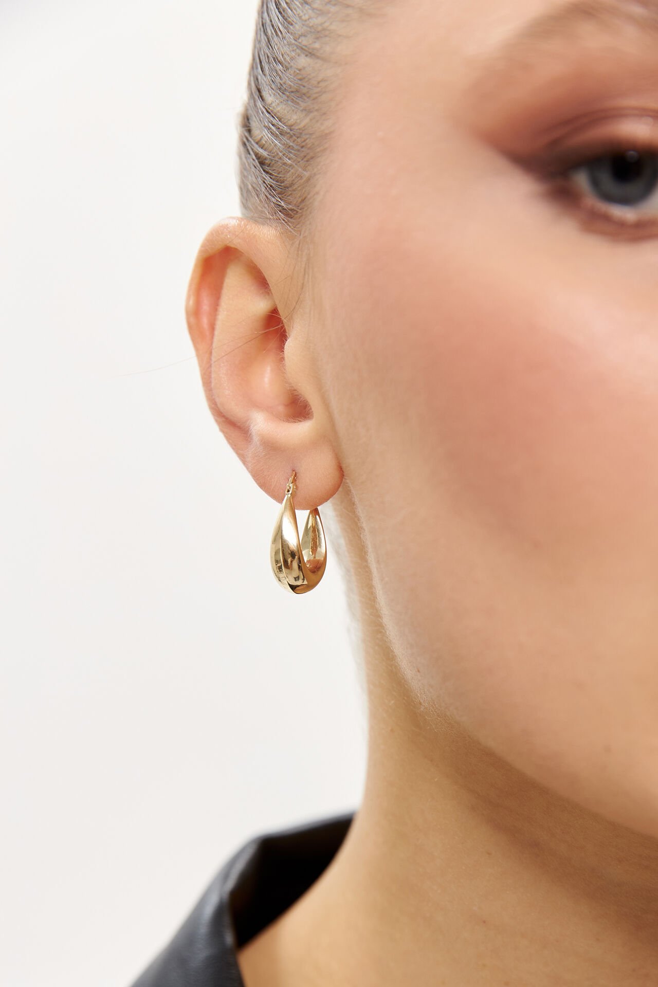 ALTIN DAMLA ŞARNEL KÜPE