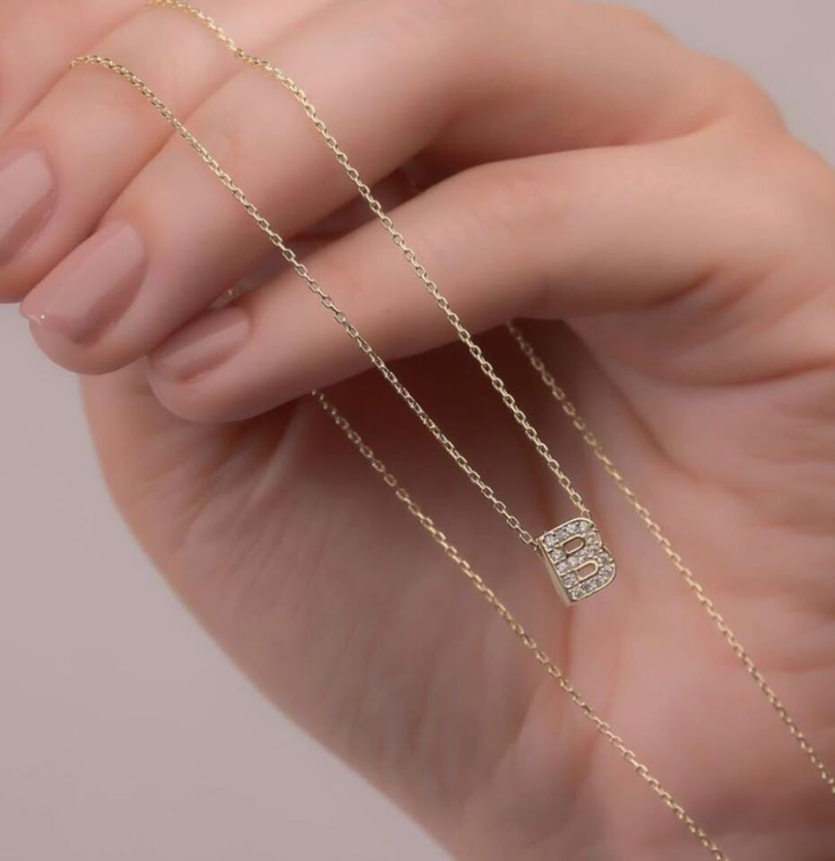 Taşlı Harf Kolye E