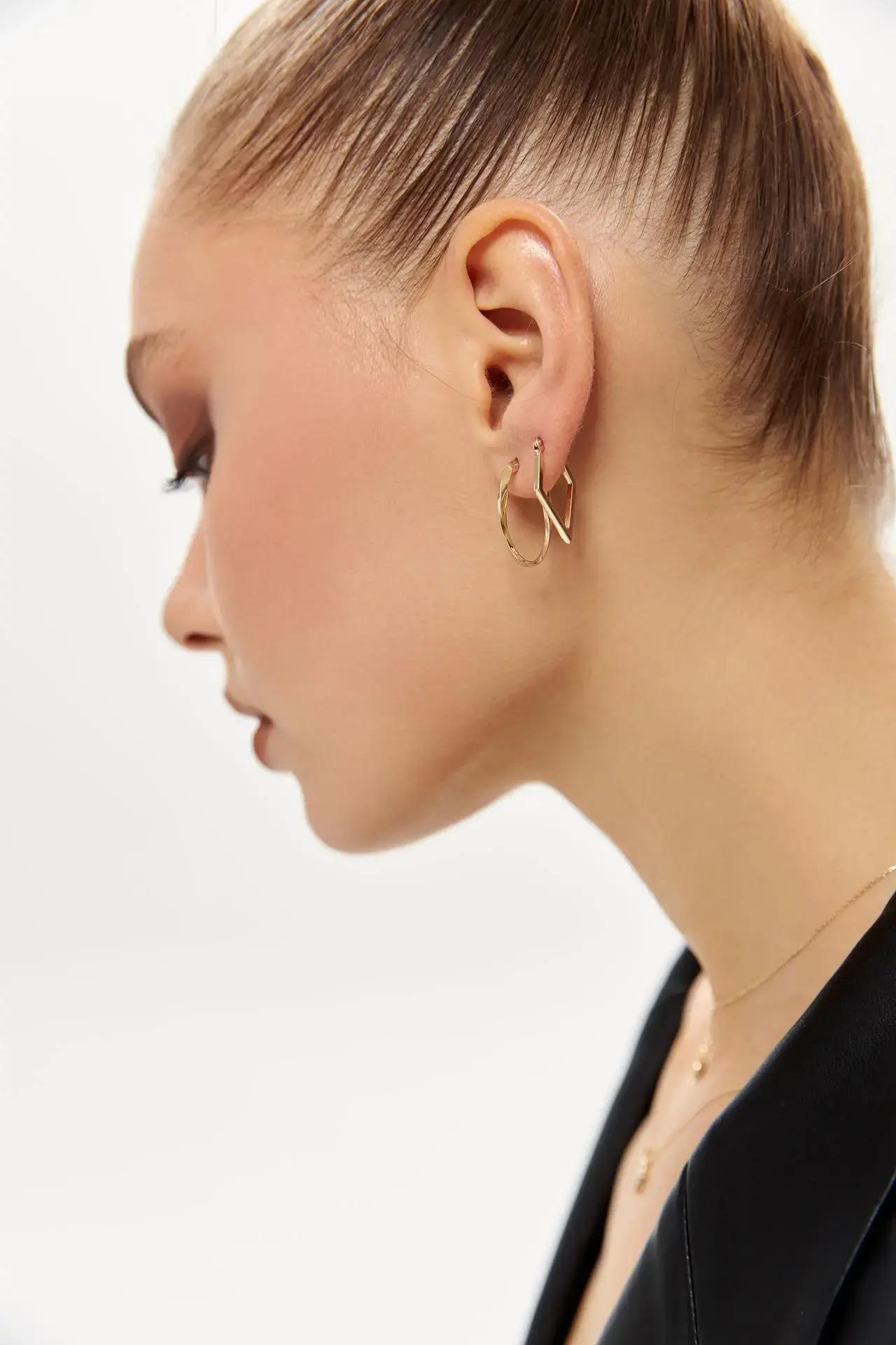 ALTIN GEOMETRİK KÜPE