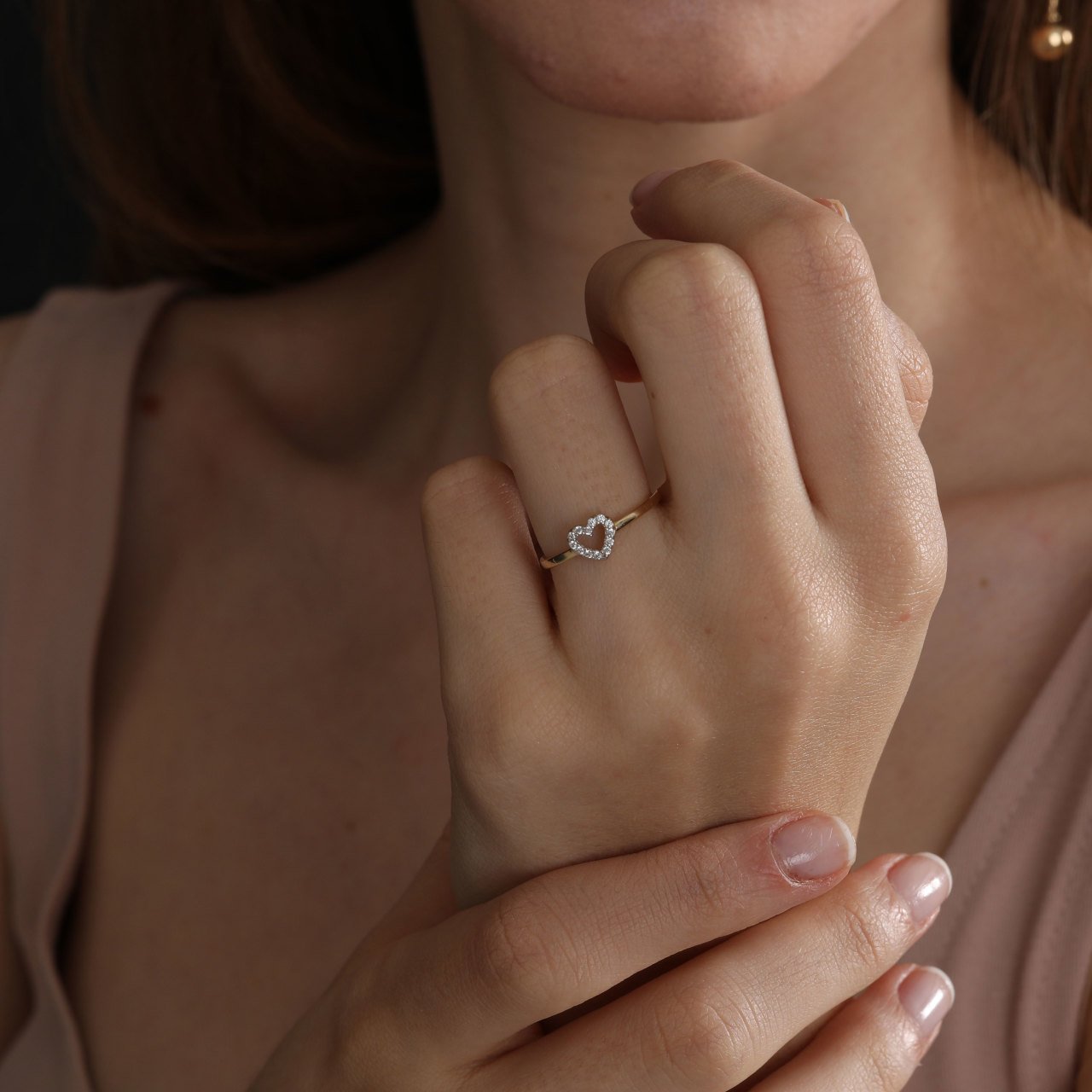 ALTIN TAŞLI KALPLİ YÜZÜK