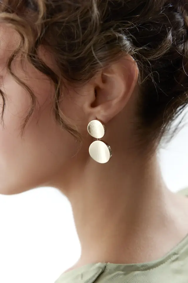 Altın Oval Şarnel Küpe