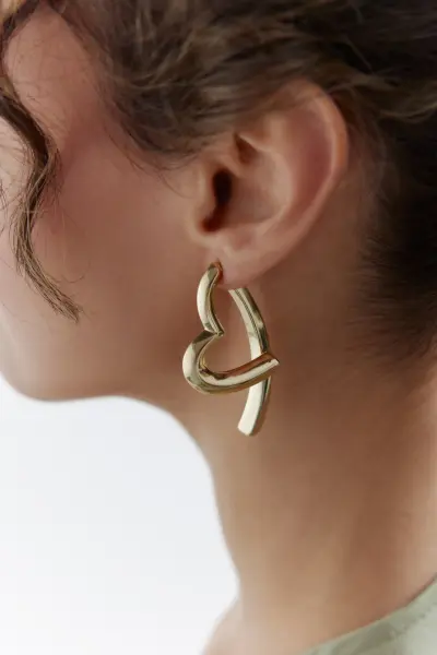 ALTIN AMİA ŞARNEL KÜPE