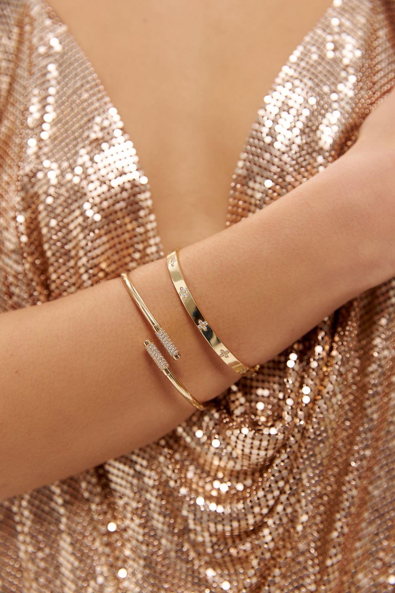 ALTIN TAŞLI KELEPÇE