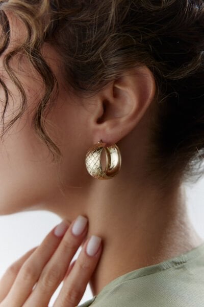 ALTIN LİNE HALKA KÜPE