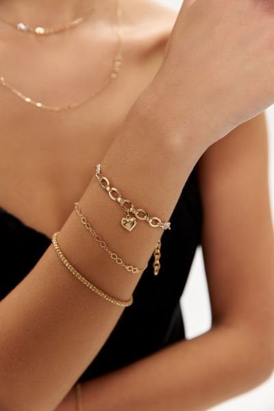 Altın Kalp Sallantılı Zincir Bileklik